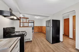 313 Pershing Ave, Lockland, OH 45215 - Photo 12