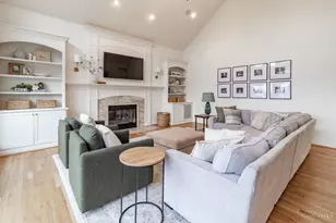 790 Cedar Dr, Miami Township, OH 45140 - Photo 12