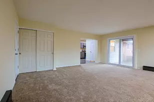 10086 Windswept Ln, Colerain Township, OH 45251 - Photo 16