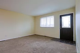 10086 Windswept Ln, Colerain Township, OH 45251 - Photo 6