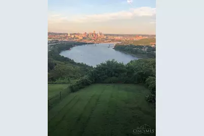 400 Grand Avenue, Cincinnati, OH 45205 - Photo 8