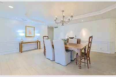 2121 Alpine Place #301, Cincinnati, OH 45206 - Photo 10