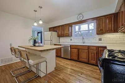 1013 Ligorio Avenue, Green Hills, OH 45218 - Photo 18