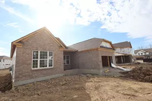5976 Hawks Ln, Miami Township, OH 45150 - Photo 20