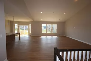 5976 Hawks Ln, Miami Township, OH 45150 - Photo 8