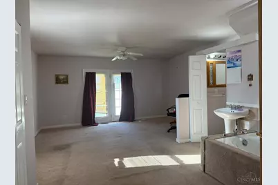 5709 Adelphi Street, Cincinnati, OH 45227 - Photo 10