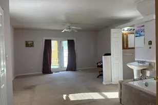 5709 Adelphi St, Cincinnati, OH 45227 - Photo 10