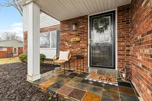 1662 Hilltree Dr, Anderson Township, OH 45255 - Photo 2