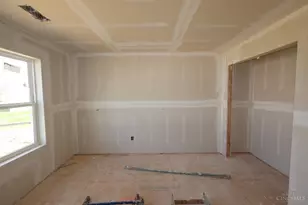 1772 Goldfinch Ln, Miami Township, OH 45150 - Photo 8