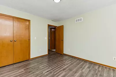 1054 Eight Mile Road, Anderson Township, OH 45255 - Photo 32