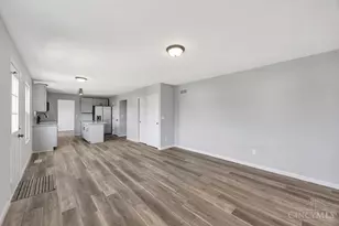 875 Venetian Terrace, Cincinnati, OH 45224 - Photo 24