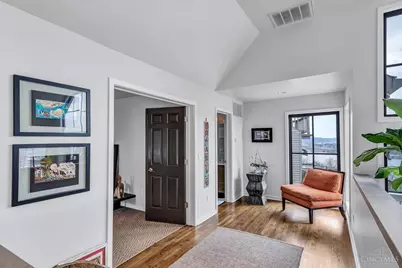 987 Hill Street, Cincinnati, OH 45202 - Photo 12