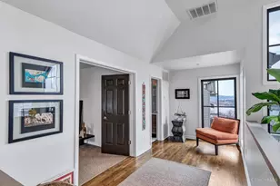 987 Hill St, Cincinnati, OH 45202 - Photo 12