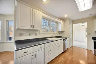 104 Waynoka Dr, Franklin Township, OH 45171 - Photo 16