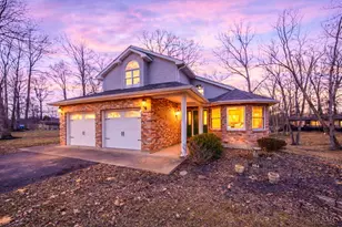 104 Waynoka Dr, Franklin Township, OH 45171 - Photo 2