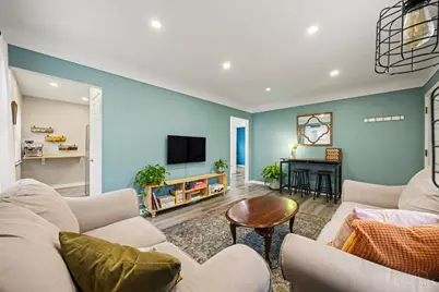 8628 Mockingbird Lane, Springfield Township, OH 45231 - Photo 6