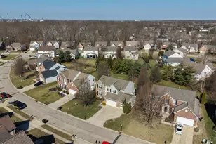 1790 Amberwood Way, Hamilton Township, OH 45039 - Photo 32