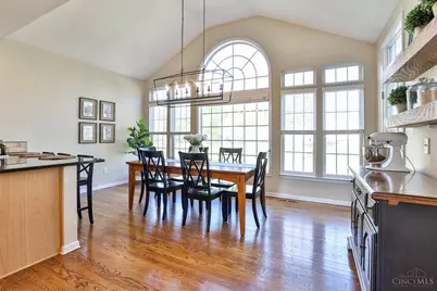 1790 Amberwood Way, Hamilton Township, OH 45039 - Photo 8