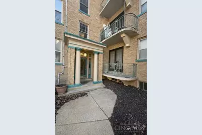 3896 Reading Road #P, Cincinnati, OH 45229 - Photo 2