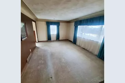 9210 Harrison, Cleves, OH 45002 - Photo 4