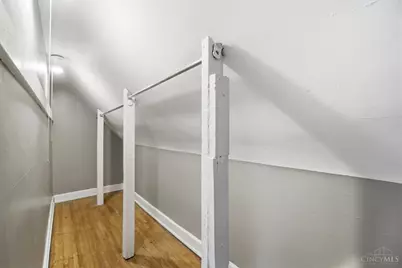 1352 Westminster Drive, Cincinnati, OH 45229 - Photo 26