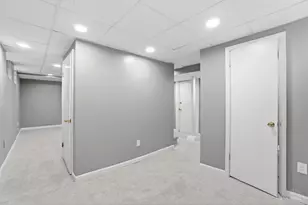 1352 Westminster Dr, Cincinnati, OH 45229 - Photo 34