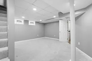 1352 Westminster Dr, Cincinnati, OH 45229 - Photo 32