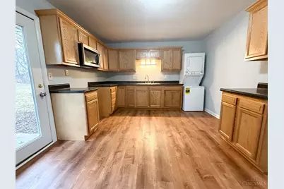 7634 Rosewood Drive, Blanchester, OH 45107 - Photo 8