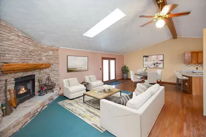 616 Lorelei Drive, Perry Township, OH 45118 - Photo 2