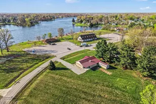 616 Lorelei Dr, Perry Township, OH 45118 - Photo 2