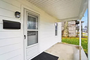 200 N 1st St, Trenton, OH 45067 - Photo 2