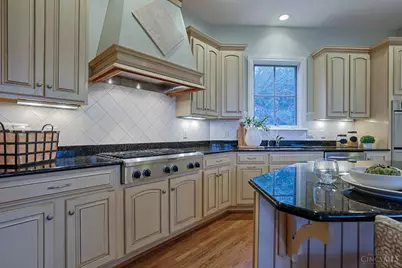 7365 Drake Road, Indian Hill, OH 45243 - Photo 20