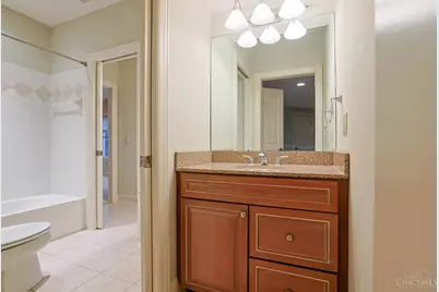 7365 Drake Road, Indian Hill, OH 45243 - Photo 32