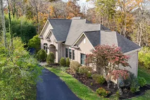 7365 Drake Rd, Indian Hill, OH 45243 - Photo 1