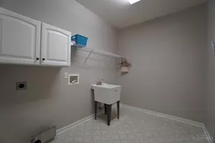 5876 Sutters Mill Dr, Green Township, OH 45247 - Photo 32