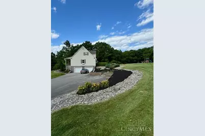 2040 Wellington Road, Middletown, OH 45044 - Photo 4