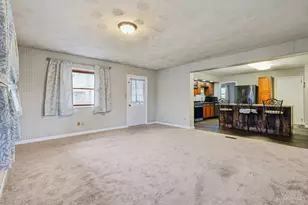 490 W Market St, Springboro, OH 45066 - Photo 12