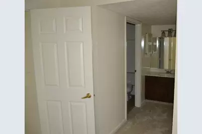 10555 Montgomery Road #72, Montgomery, OH 45242 - Photo 14