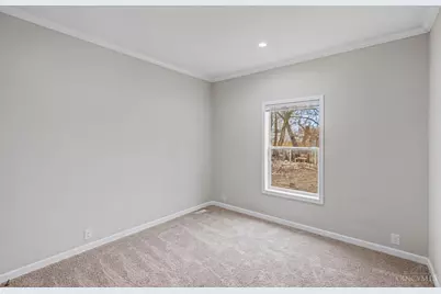 715 Walnut Street, Franklin Township, OH 45120 - Photo 12