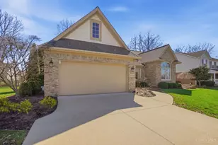 2366 Rosina Dr, Miamisburg, OH 45342 - Photo 4