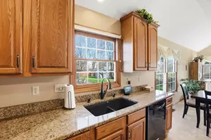 2366 Rosina Dr, Miamisburg, OH 45342 - Photo 16