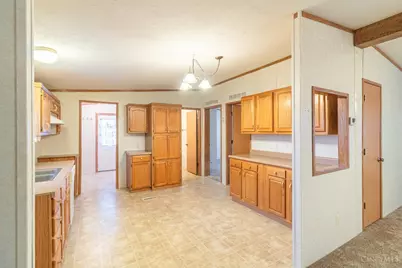 23 N High, Mowrystown, OH 45133 - Photo 18