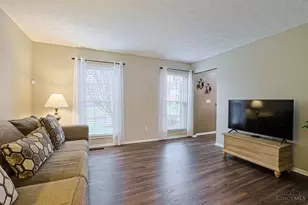 7988 Millwheel Way, West Chester, OH 45069 - Photo 8