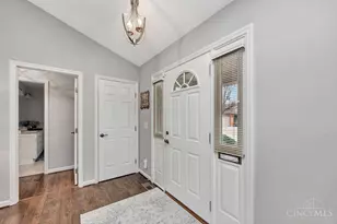 1150 Stephanie Dr, Hamilton, OH 45013 - Photo 2