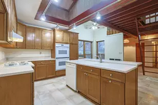 8877 Wuest Rd, Colerain Township, OH 45251 - Photo 14