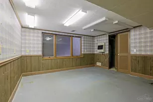 8877 Wuest Rd, Colerain Township, OH 45251 - Photo 32