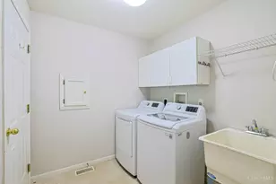 1341 Stableview Cir, Hamilton Township, OH 45039 - Photo 36