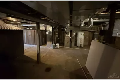 2218 Highland Avenue #2, Cincinnati, OH 45219 - Photo 18