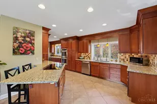 852 Finney Trail, Springfield Township, OH 45224 - Photo 10