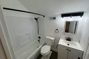 2218 Highland Ave, Cincinnati, OH 45219 - Photo 6